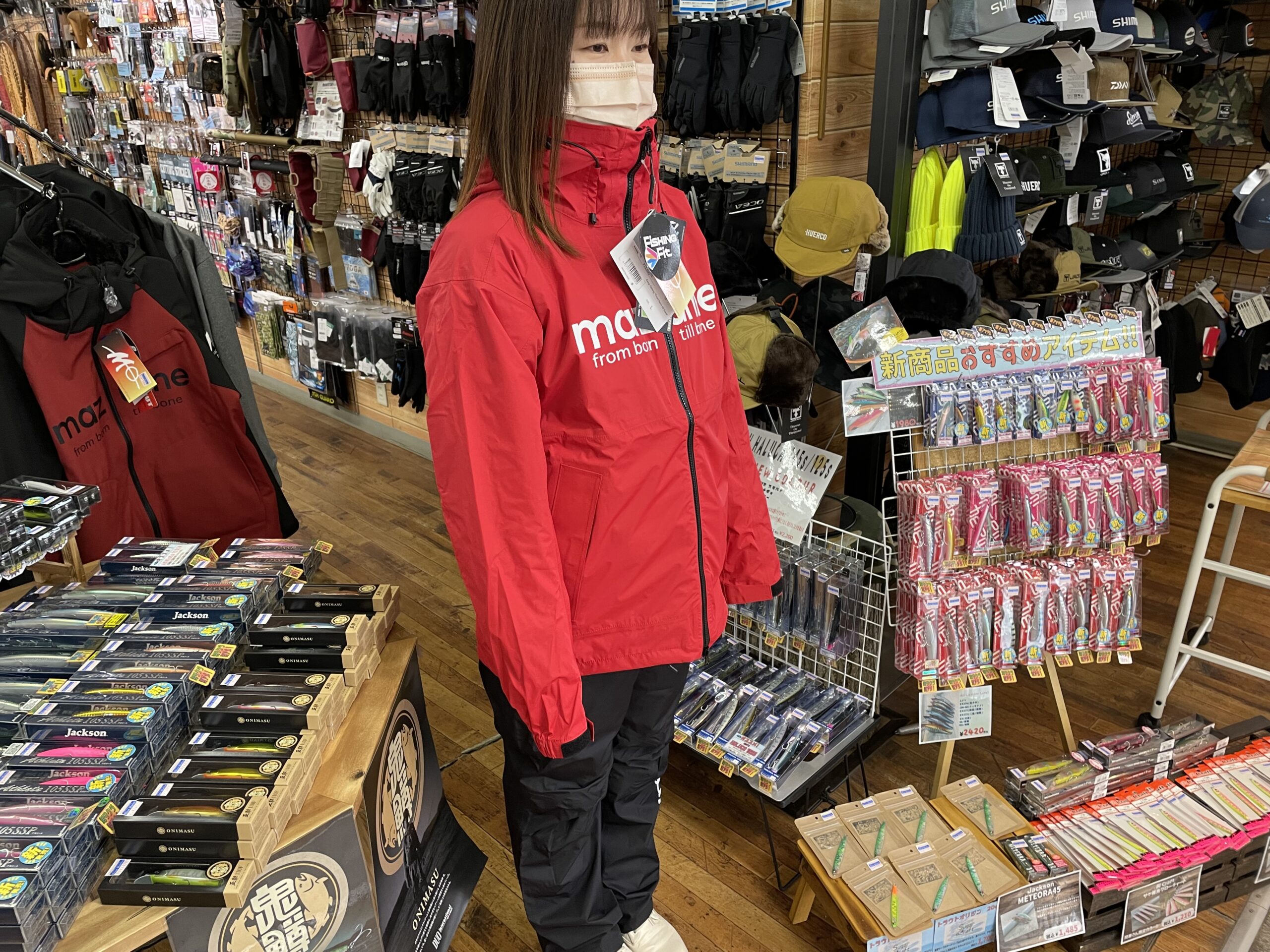 入荷案内！mazume コンタクトレインスーツⅡ - 道東の釣りならブルー