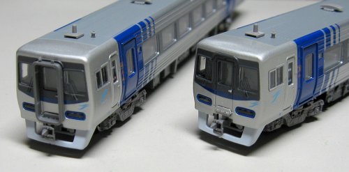 マイクロエースの四国8000系「しおかぜ・いしづち」です。 | 鉄道