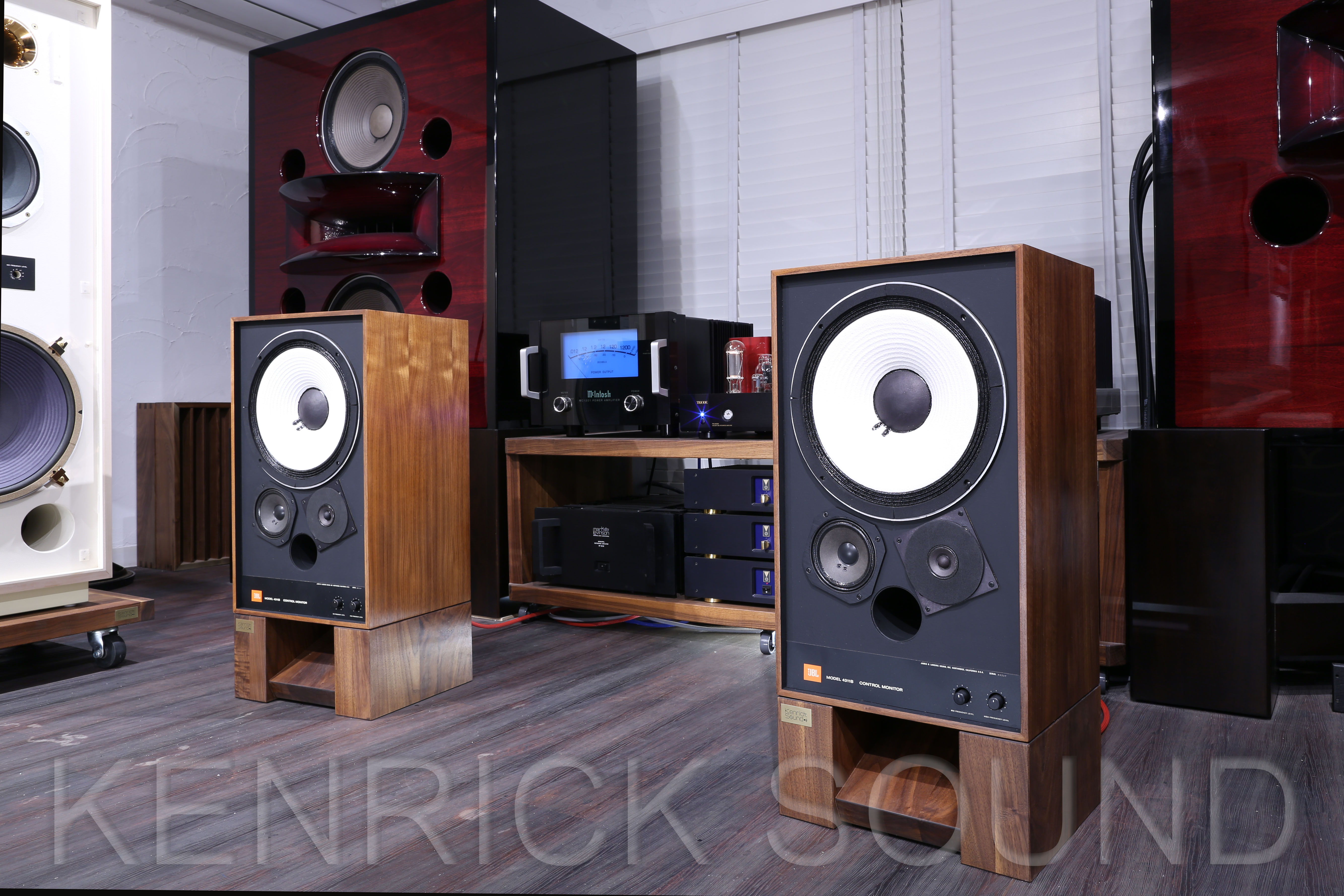 JBL 4311B ウォールナットキャビネット ケンリックサウンド・メンテ品