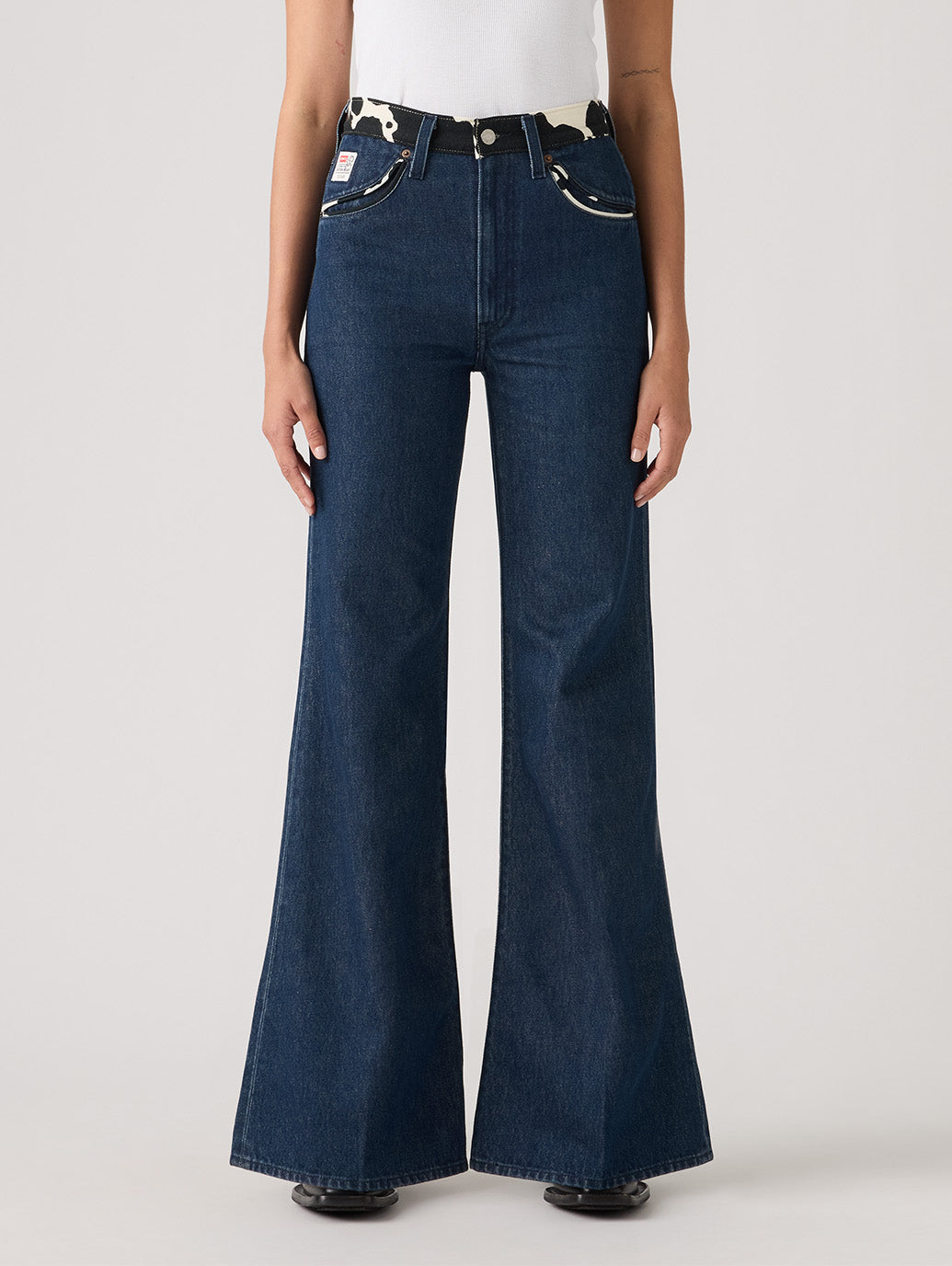 LEVI'S® x TOY STORY RIBCAGE BELLS ジーンズ – リーバイス®公式