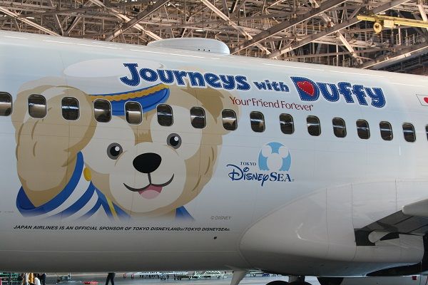 フォトレポート】JAL・オリエンタルランド、特別塗装機「JAL ハッピー