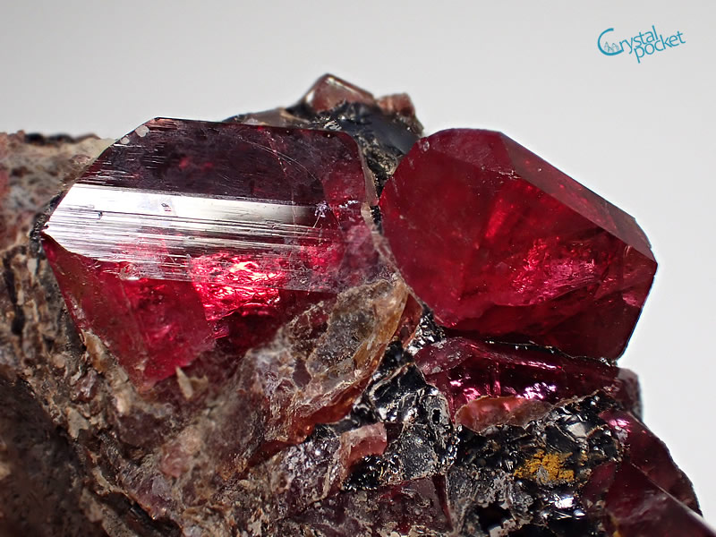 PYROXMANGITE パイロクスマンガン石 田口鉱山 - クリスタルポケット