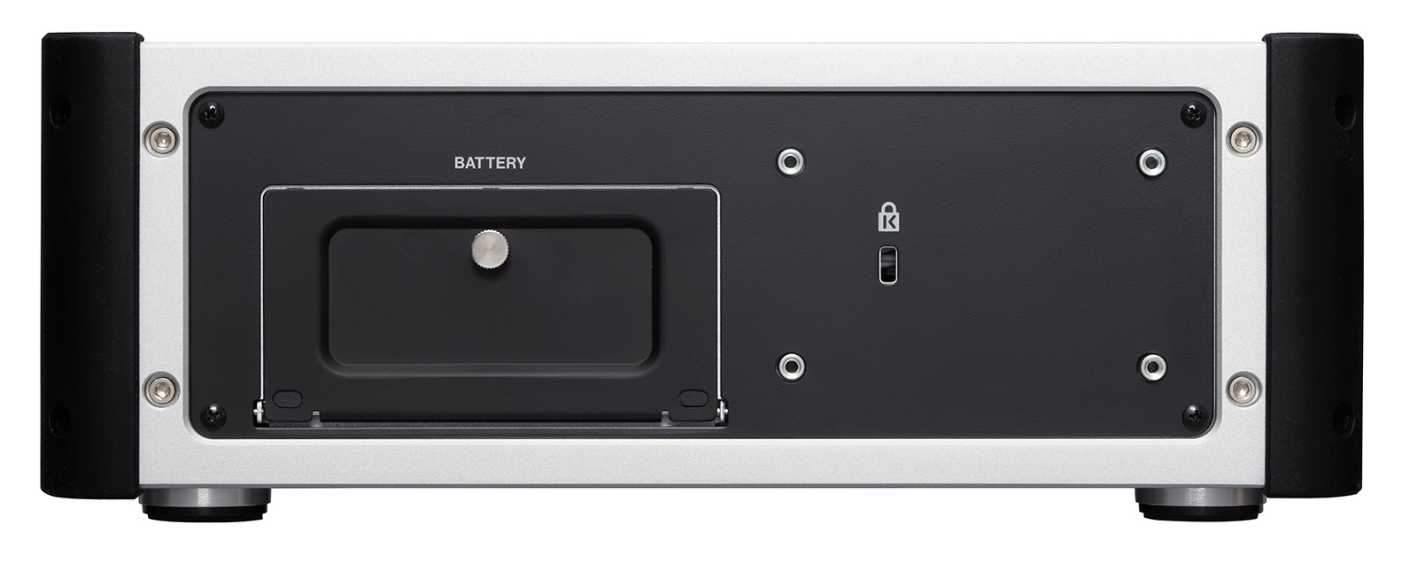 HS-P82 | 8-Track Pro Field Recorder | TASCAM - United States