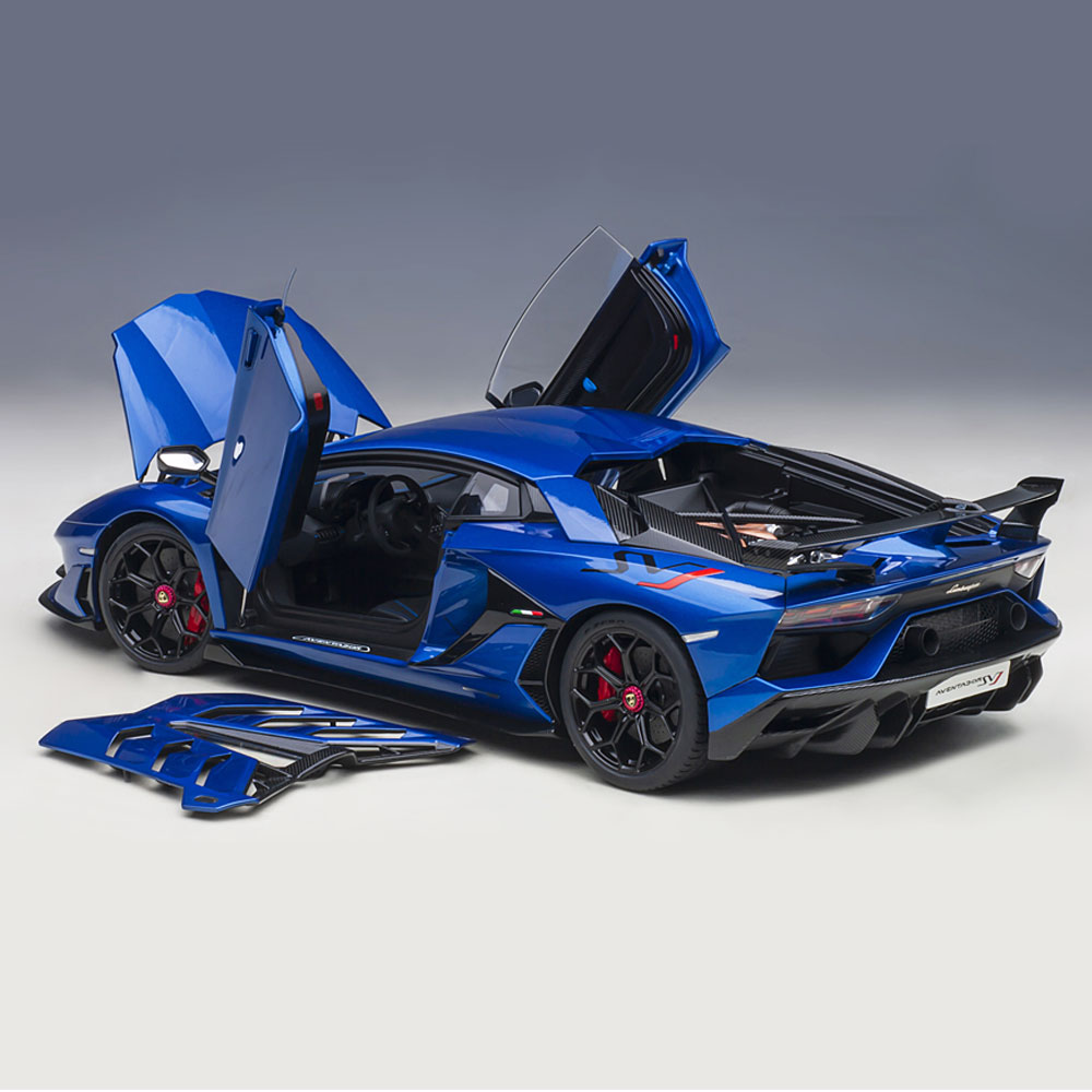 楽天市場】ミニカー 1/18 ランボルギーニ アヴェンタドール SVJ