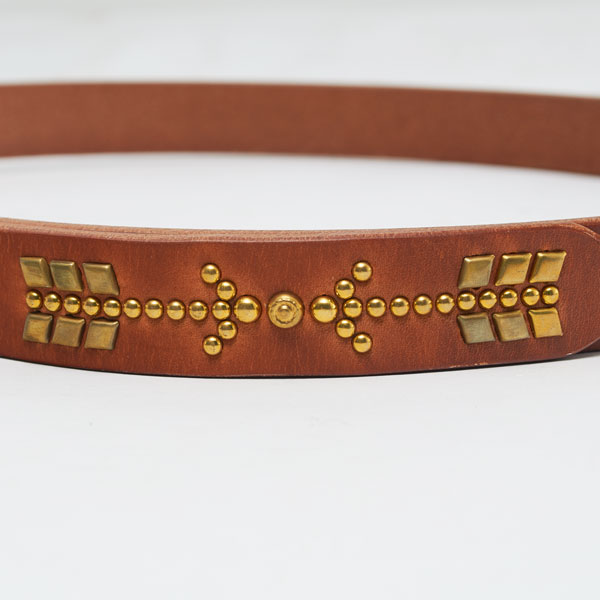 楽天市場】【BACKDROP】(バックドロップ) NARROW BELT ARROW STUDS
