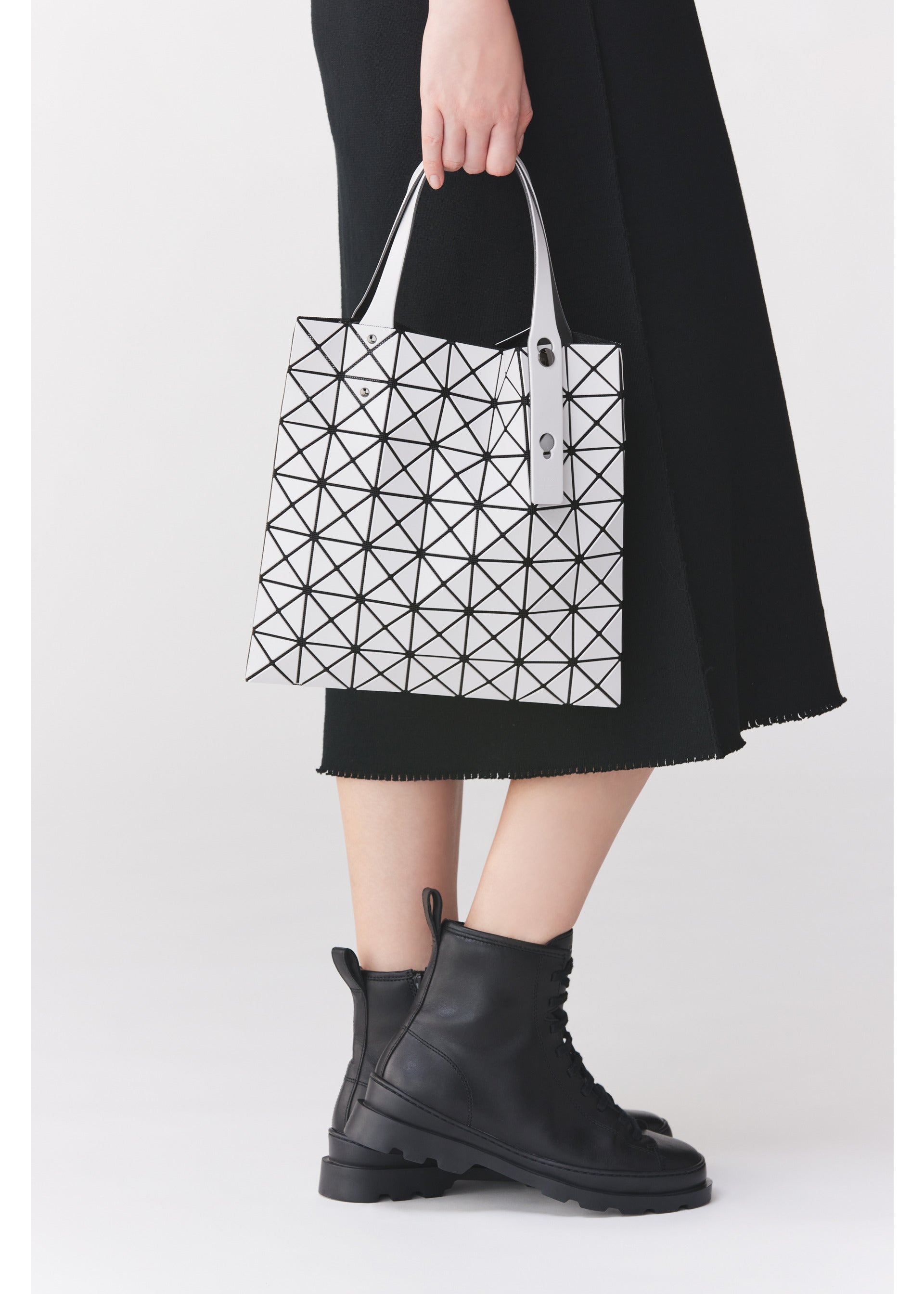 PRISM MATTE – ISSEY MIYAKE ONLINE STORE