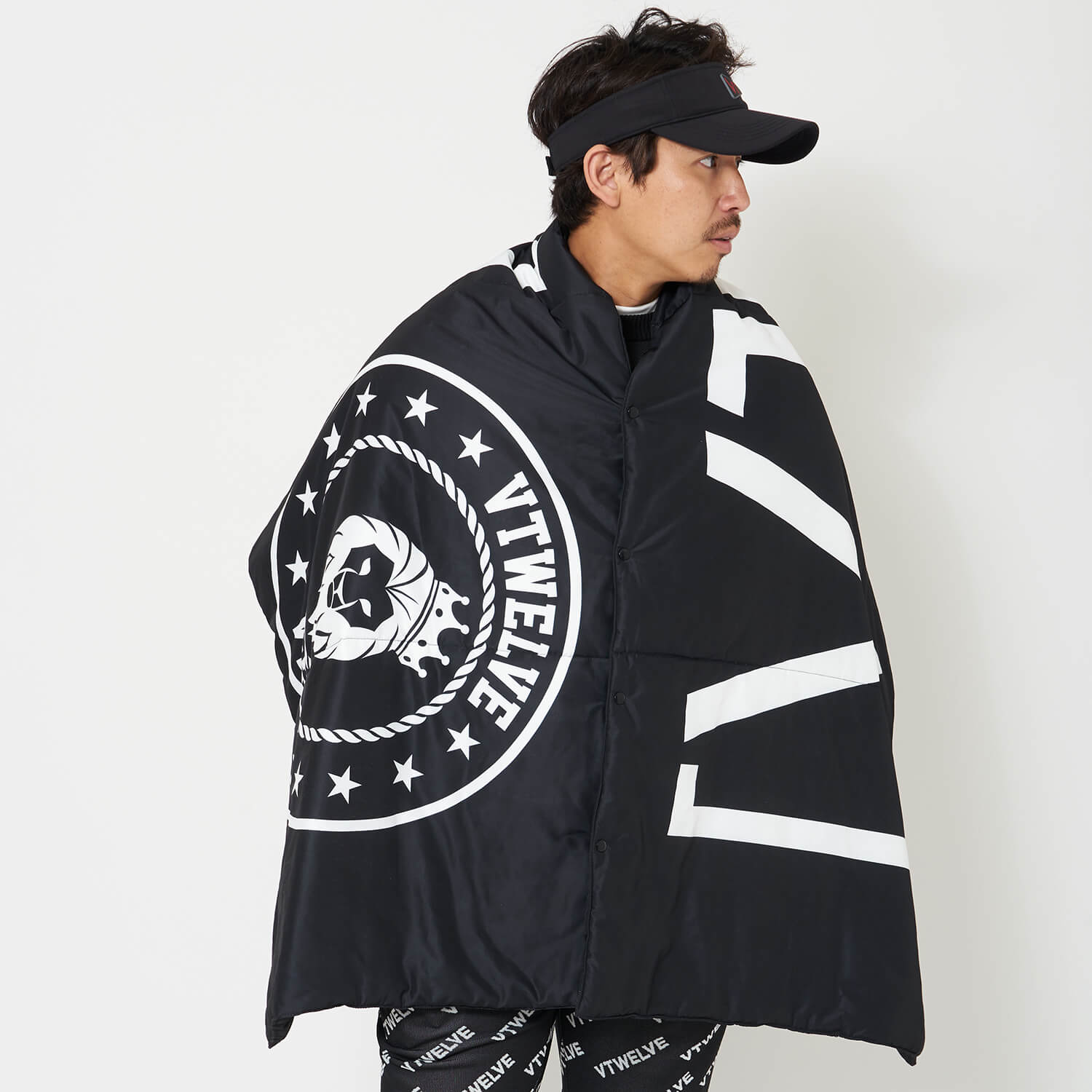 V12 ゴルフ 防寒 中綿 ナイロンブランケット BIG MUF | 【公式通販】