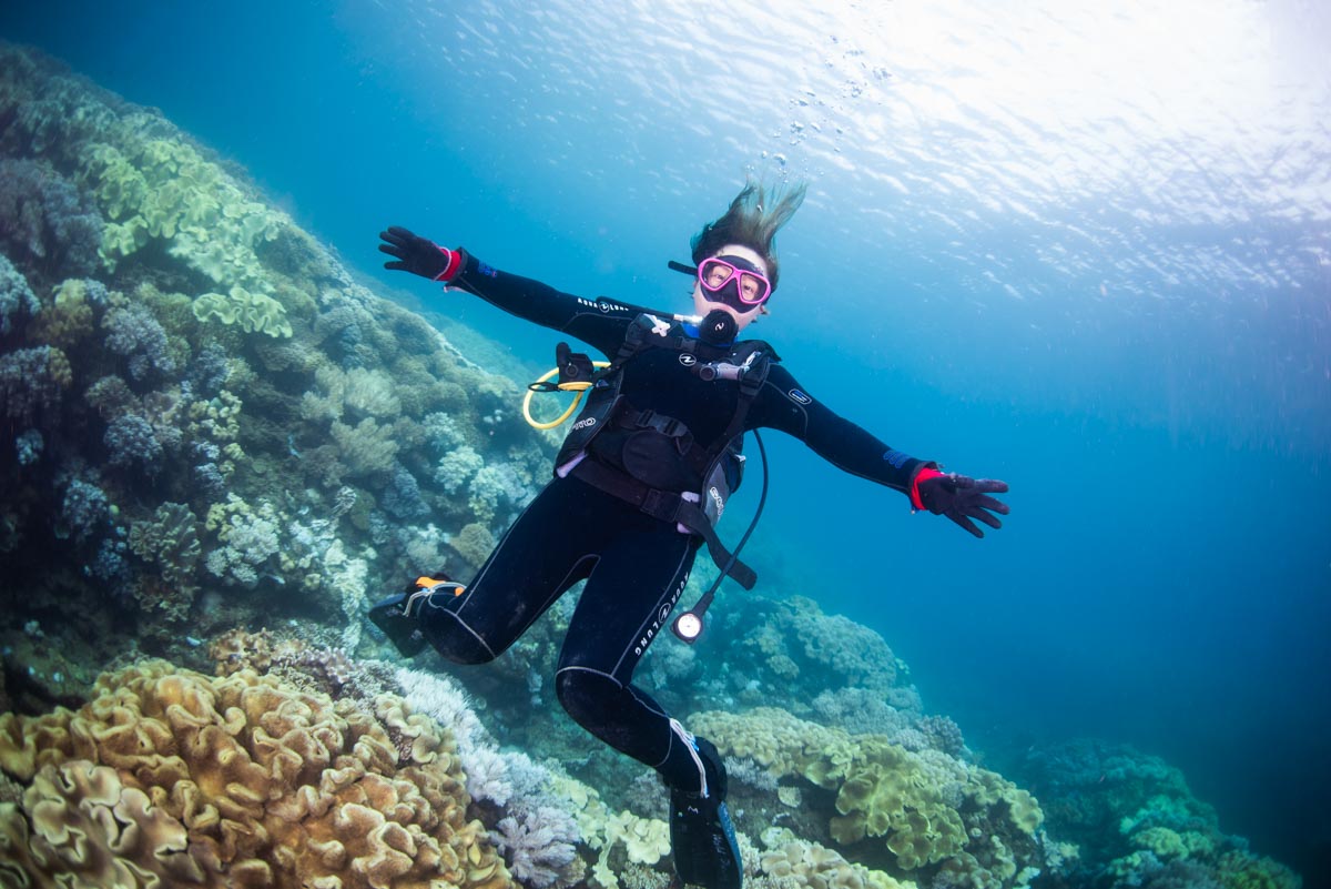 9月】沖縄スキューバダイビングでおすすめのポイントや水温 | 恩納村