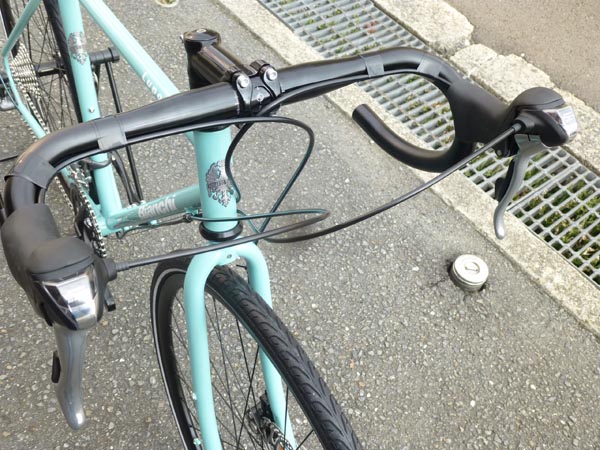 BIANCHI LUPO DISC(ビアンキ ルポ ディスク) シマノTiagra完成車 2015