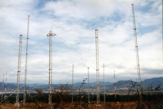 無線アンテナ 通信機器/クリエートデザイン HF業務通信