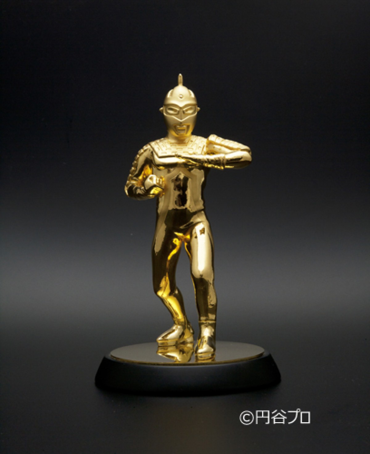 純金製！1000万円以上「ウルトラセブン」、100万円以上の「カネゴン