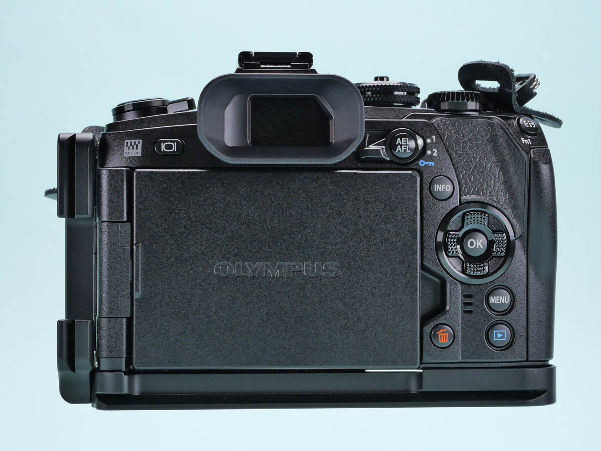 レビュー] FUGASUN オリンパス E-M1 MarkII/III 用アルカスイス互換 L