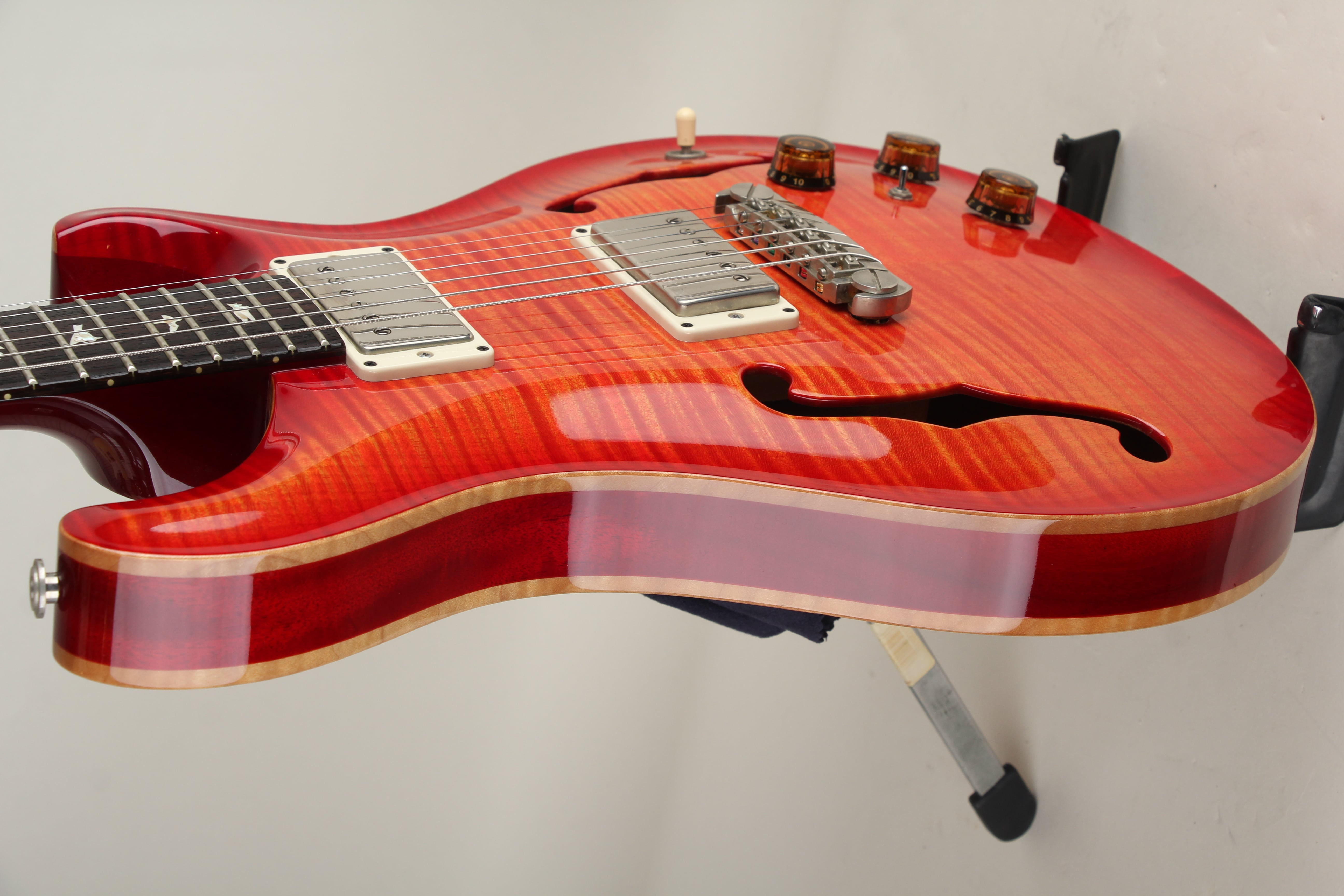 Hollowbody II Piezo 10Top 2015: エレキギター｜三木楽器公式通販サイト