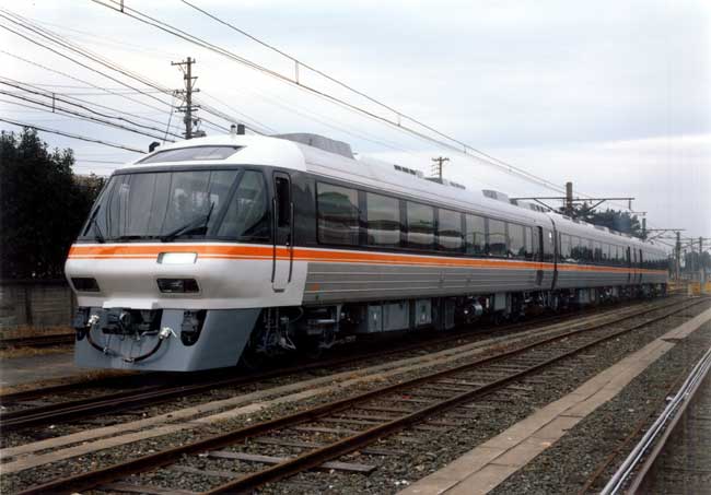 ○ JR東海キハ85系特急気動車「ワイドビューひだ」