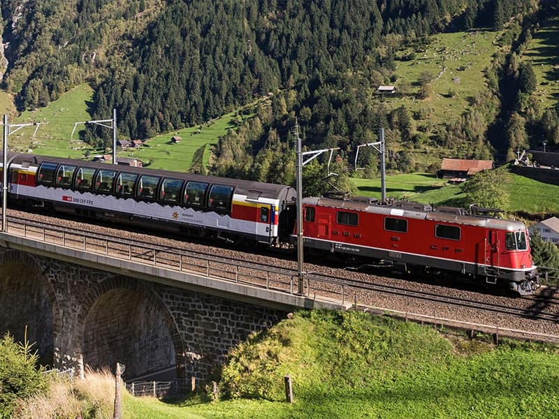 ゴッタルド・パノラマエクスプレス（Gotthard Panorama Express）の旅