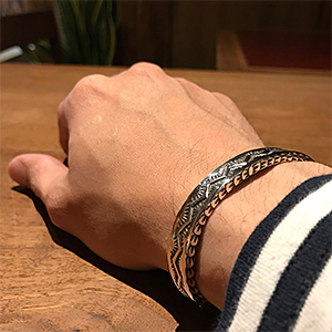 ナバホ族 Sunshine Reeves 4面スタンプ バングル 【送料無料】