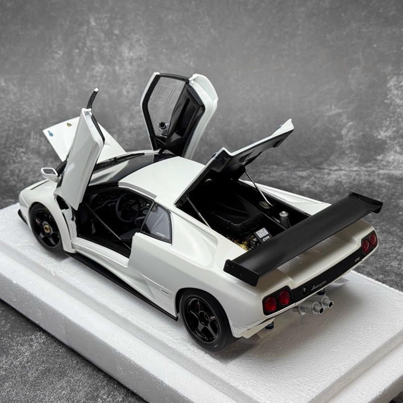 AUTOart Lamborghini Diablo GTR 1:18 Diecast Car – YX car model