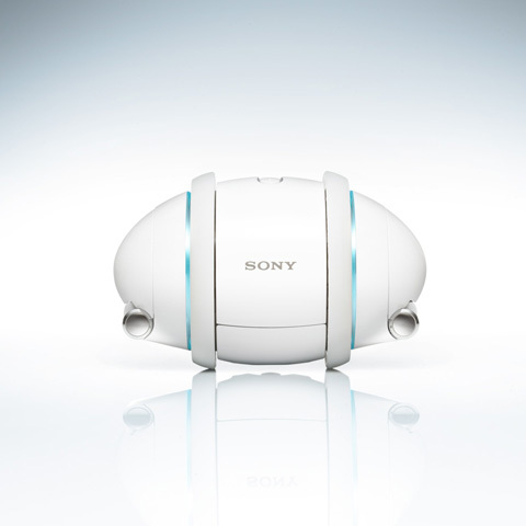 ASCII.jp：ウワサの『Rolly』は、歌って踊れる卵型スピーカーだった