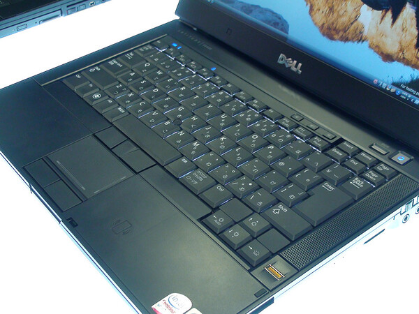 ASCII.jp：デル初の1kgノートは45nm超低電圧CPU搭載！ 新Latitude発表