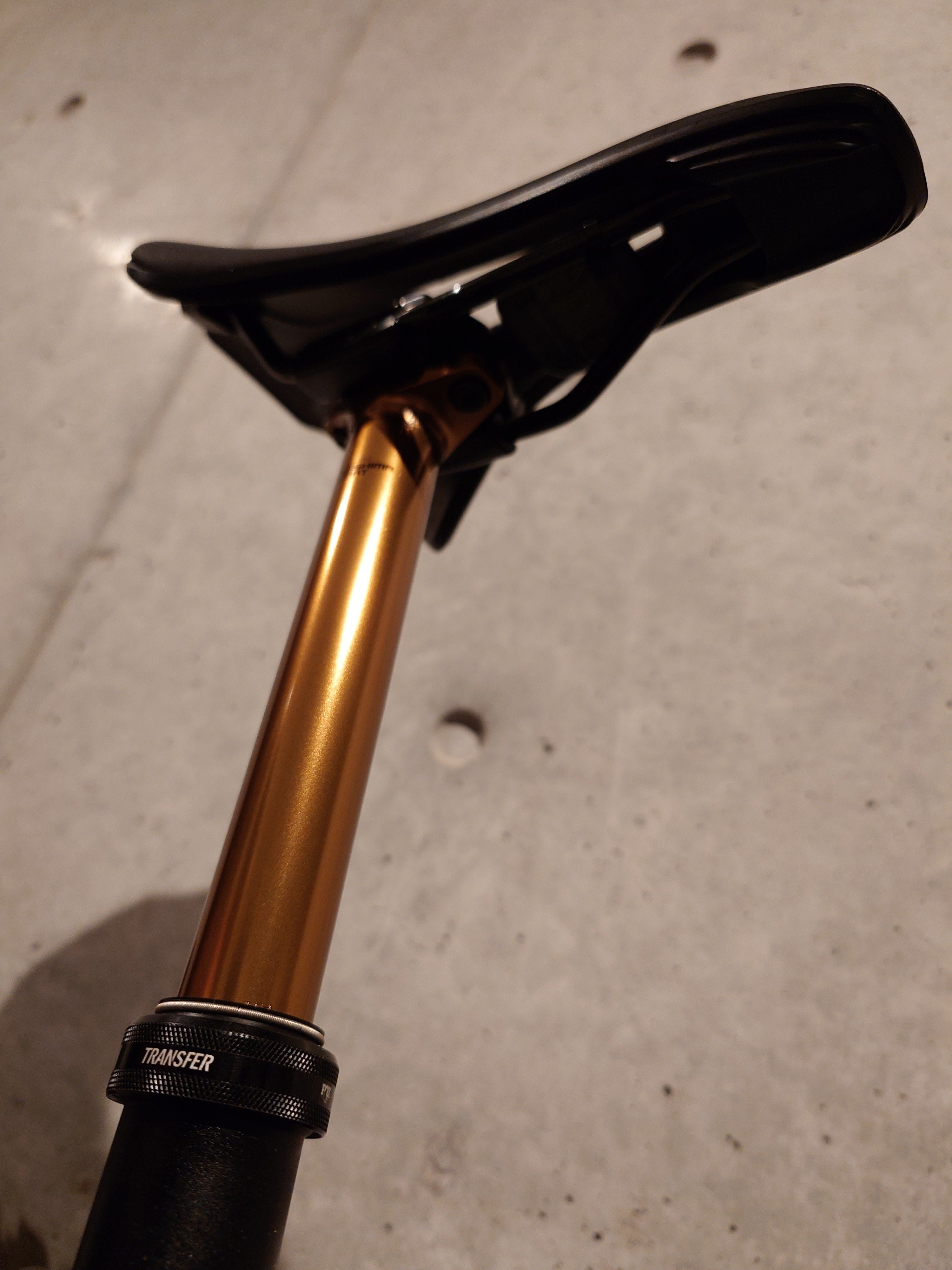 ドロッパーポストと他諸々を交換したよ｜えすないん