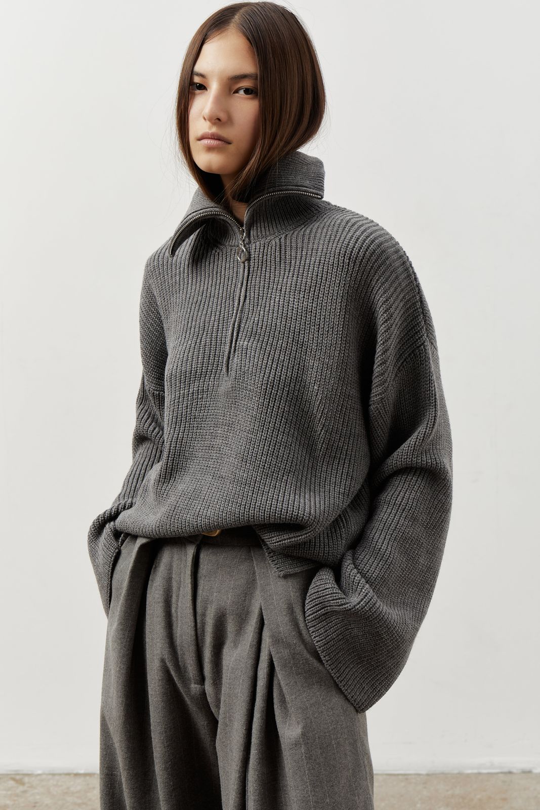 Zippered OSLO Sweater - Graphite | COOSH