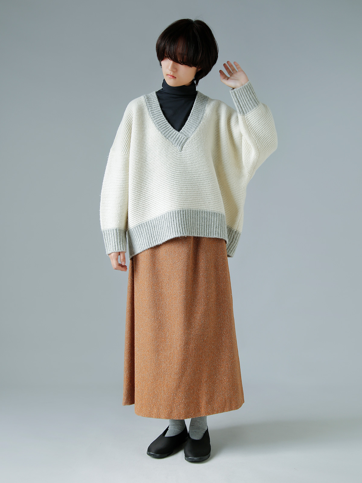 atelier naruse アトリエナルセ ウール Vネック ニット プルオーバー