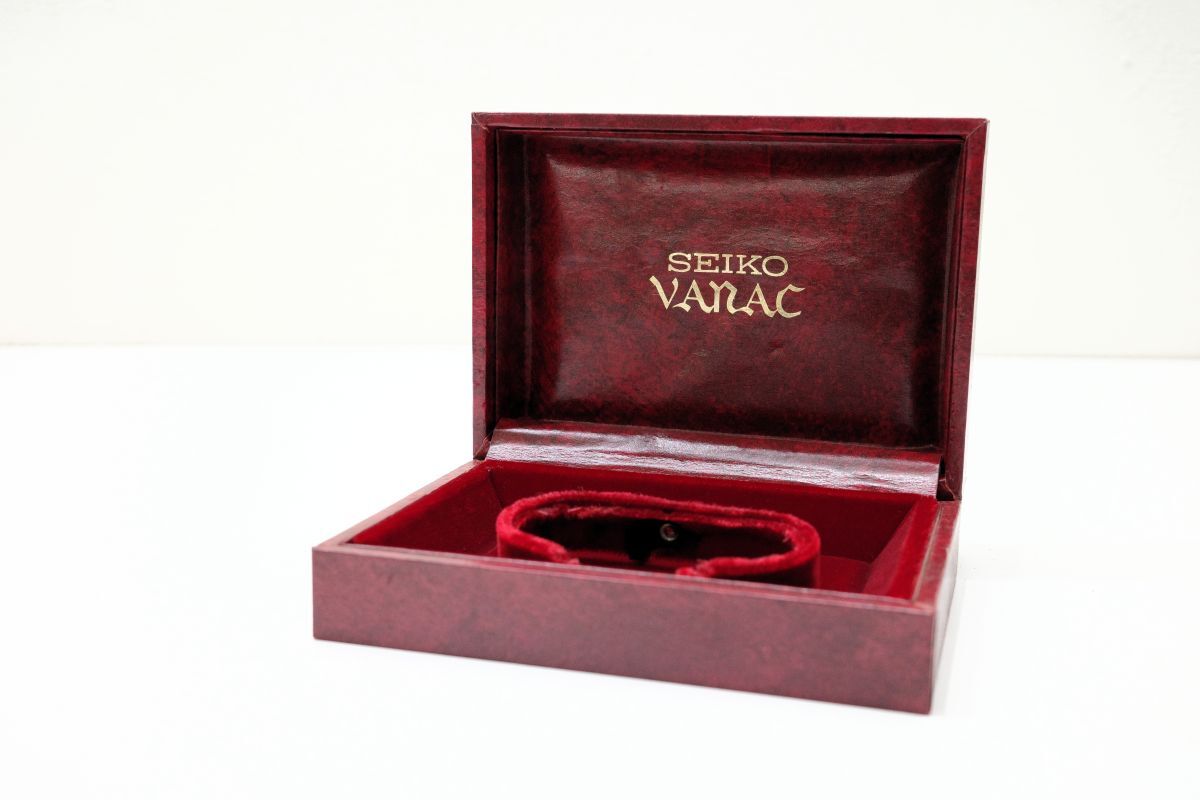 Yahoo!オークション -「seiko 化粧箱」の落札相場・落札価格