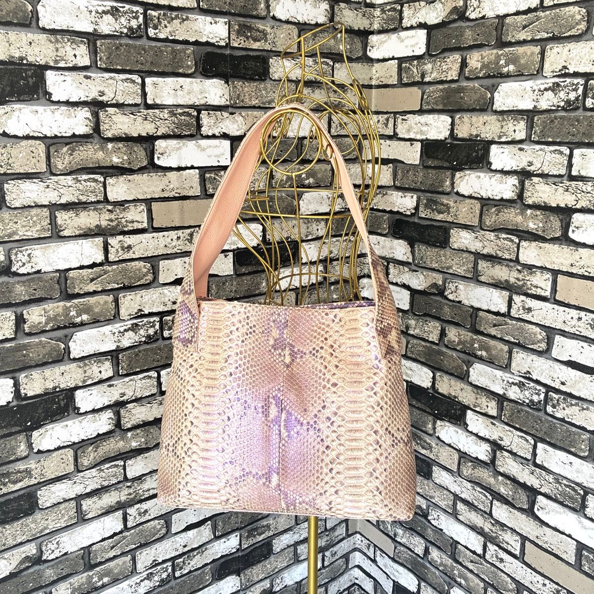 希少 JRA認定 ダイヤモンドパイソン ワンショルダー ピンク