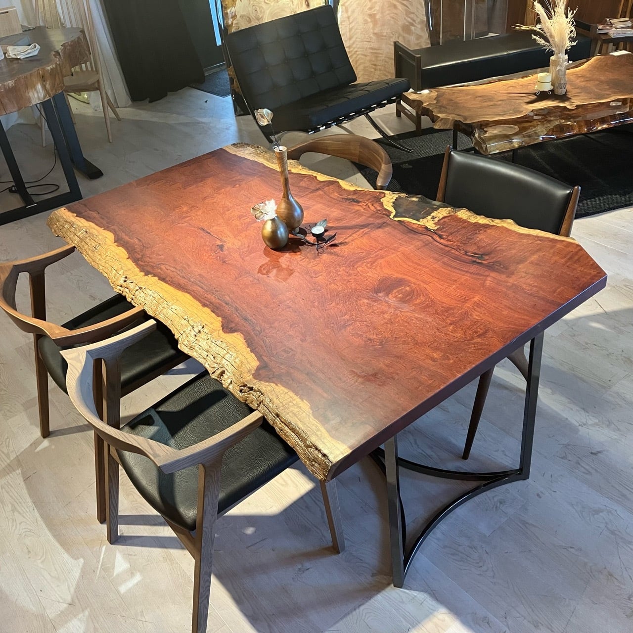 玉杢】本花梨（ラオス産）_1620×740-1000×40_青山店_レジンテーブル天