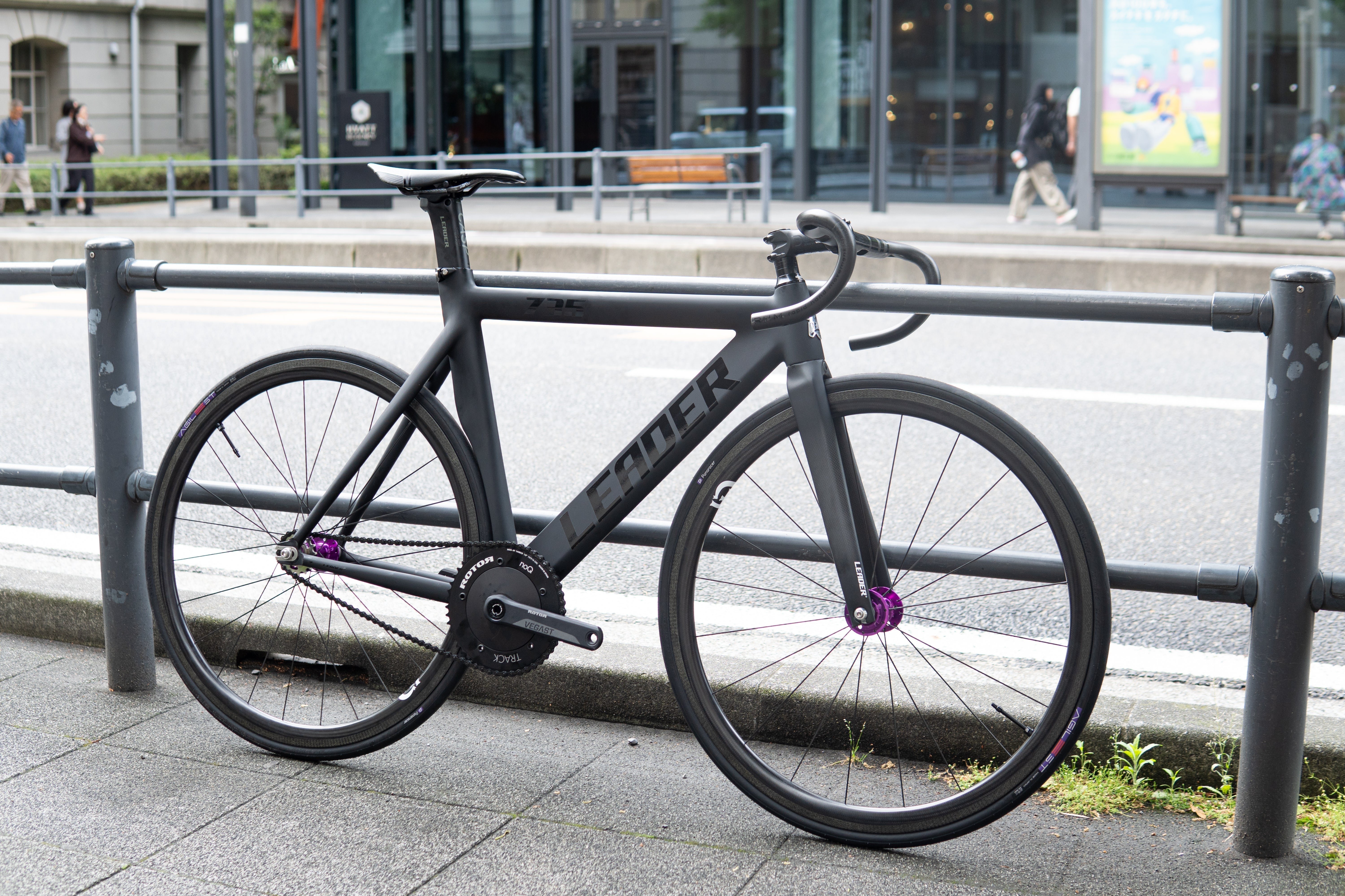 超軽量ピストバイク。LEADER 735とFリムを使って総重量7kg前半に挑戦