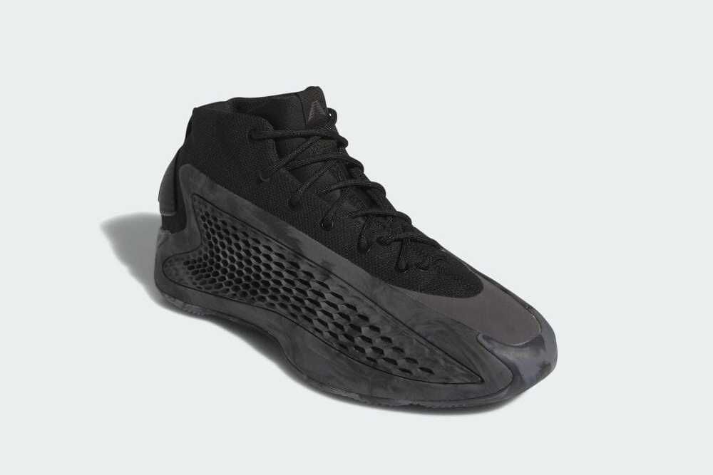 8/23発売｜adidas A.E.1 