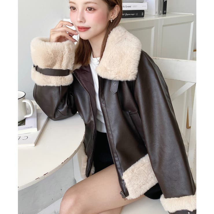 フェイクレザー×フェイクファームートン風裏地キルトフライト