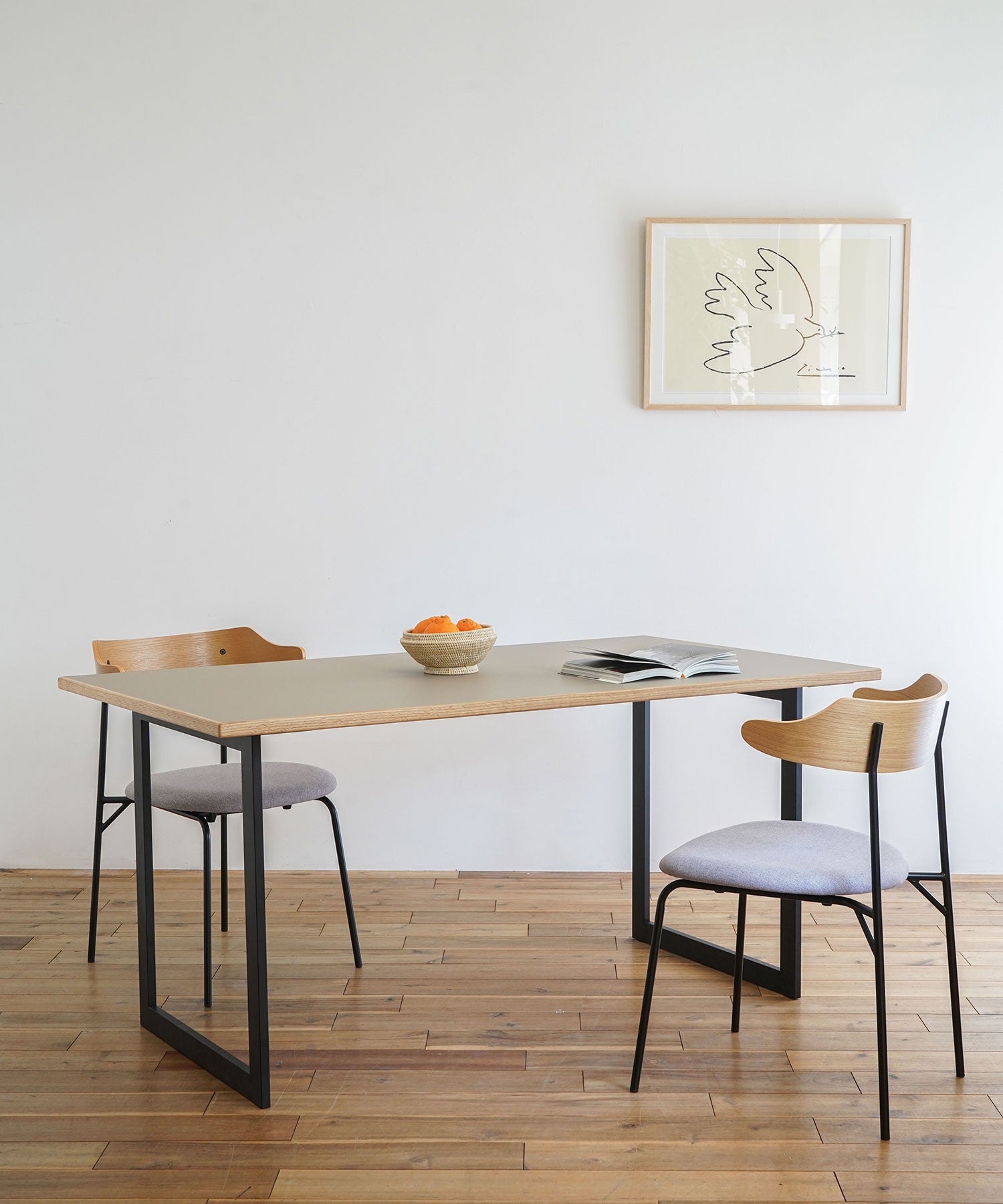 ダイニングテーブル – TIMELESS COMFORT