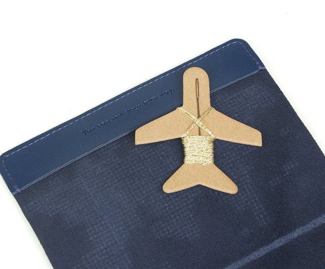 送料無料】台湾 パーソナル 本革マップパスポートケース（ネイビー