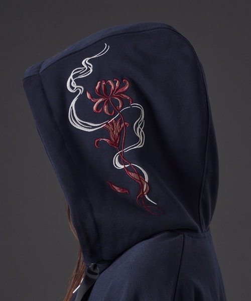 彼岸花刺繍ビックフーディ（パーカー）｜狐独（コドク）のファッション