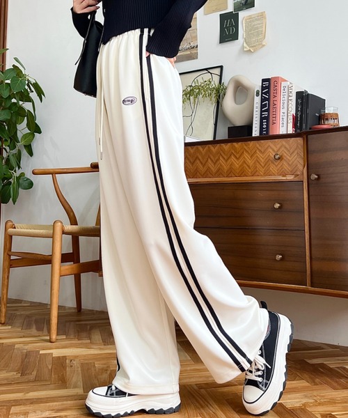 セール】ロゴ刺繍トラックジャージパンツ（その他パンツ）｜moment+