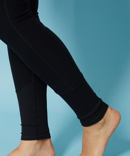 Alo Yoga（アロヨガ）の「【alo】ハイウェストフィットネスレギンス