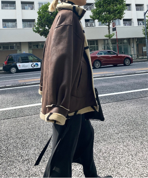 Ameri（アメリ）の「2WAY REVERSIBLE BOA JACKET（ムートンコート