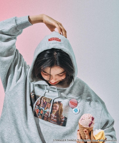 niko and（ニコアンド）の「【STRANGER THINGS】コラボ 缶バッチ
