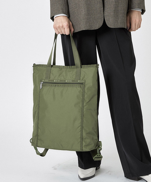 LeSportsac（レスポートサック）の「EVERYDAY TH BACKPACK オリーブ