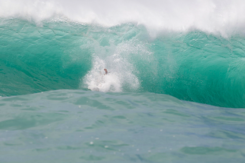 台風19＆20号 / 身も凍りつく大波に挑むBIGウェーブハンター 堀口