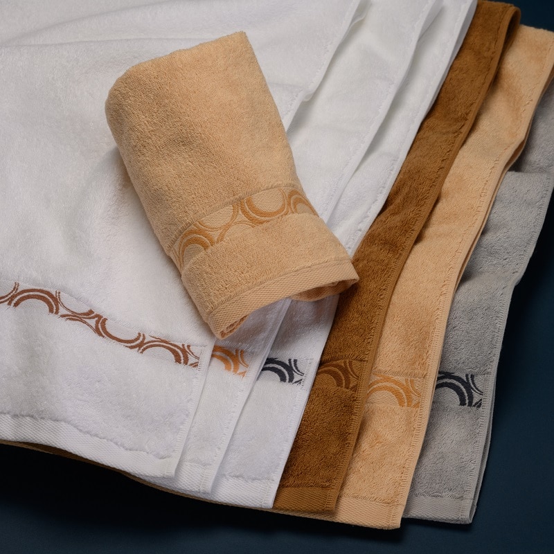 ろ七タオル 高級モデルメンフィスフェイスタオル: 近畿エリア