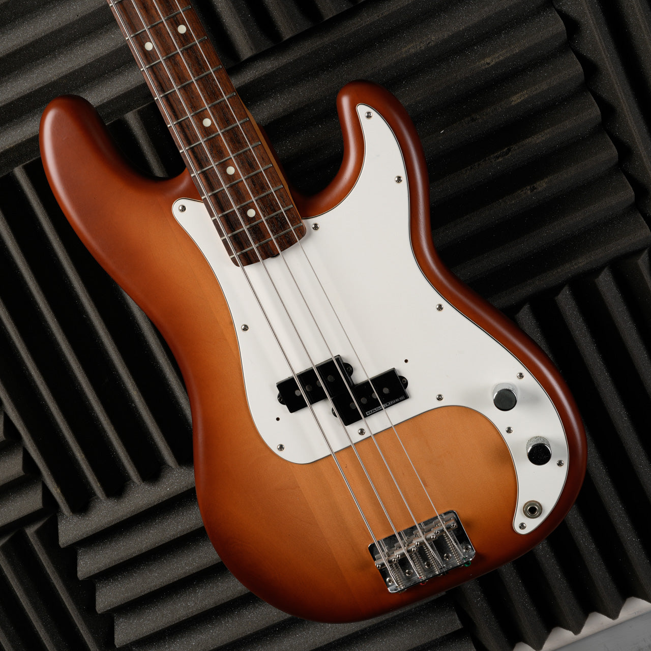 Fender PB-62 Precision Bass Reissue MIJ - 1987 - Honeyburst Refin