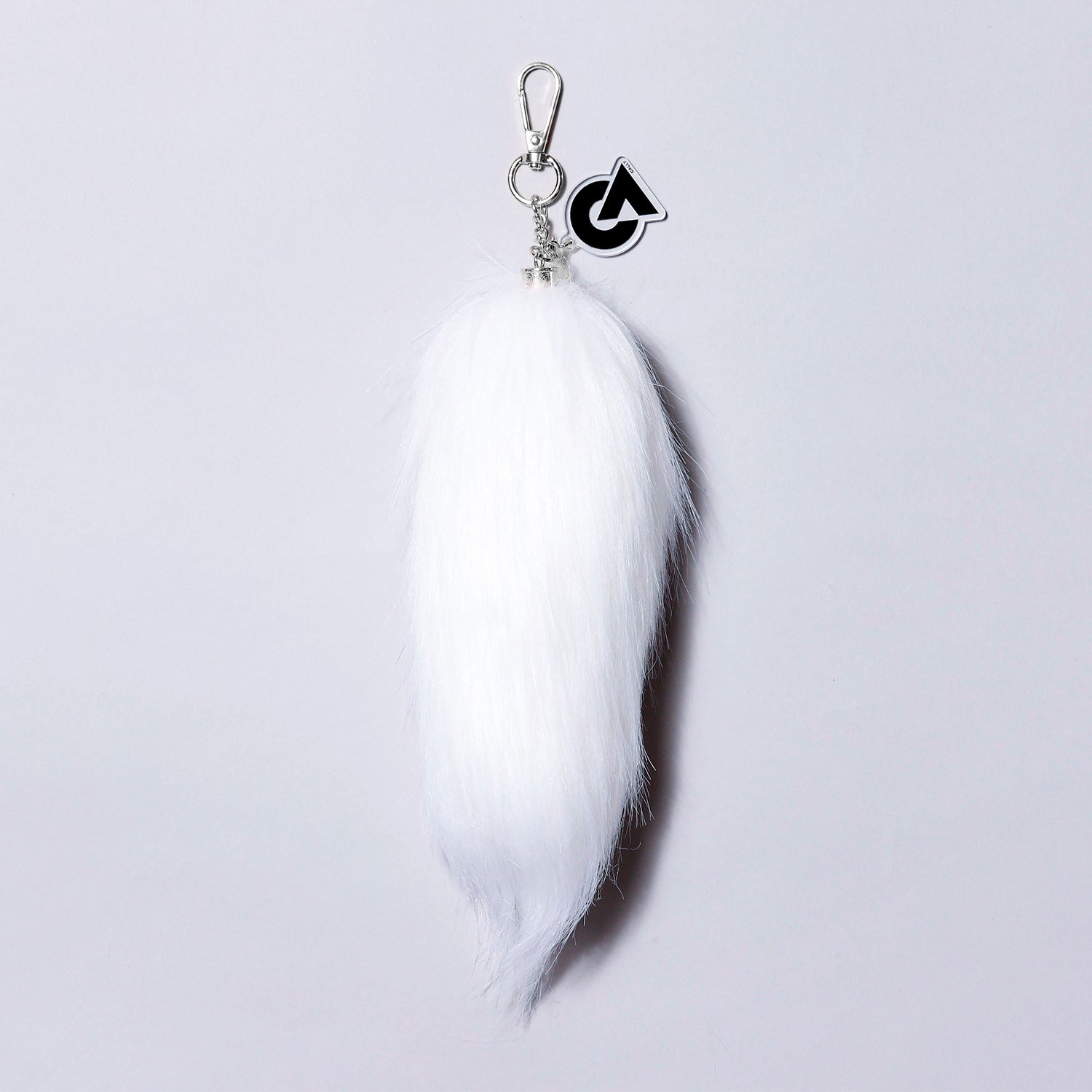DUSTCELL】ファーキーホルダー／WHITE／DUSTCELL LIVE 2025「月の裏