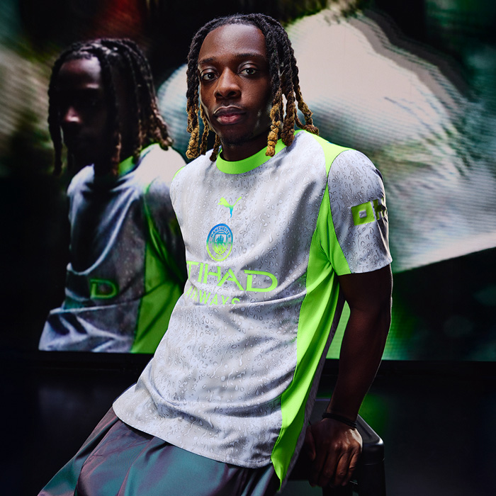 マンチェスター・シティ 2025-26 3rd ユニフォーム 発売開始