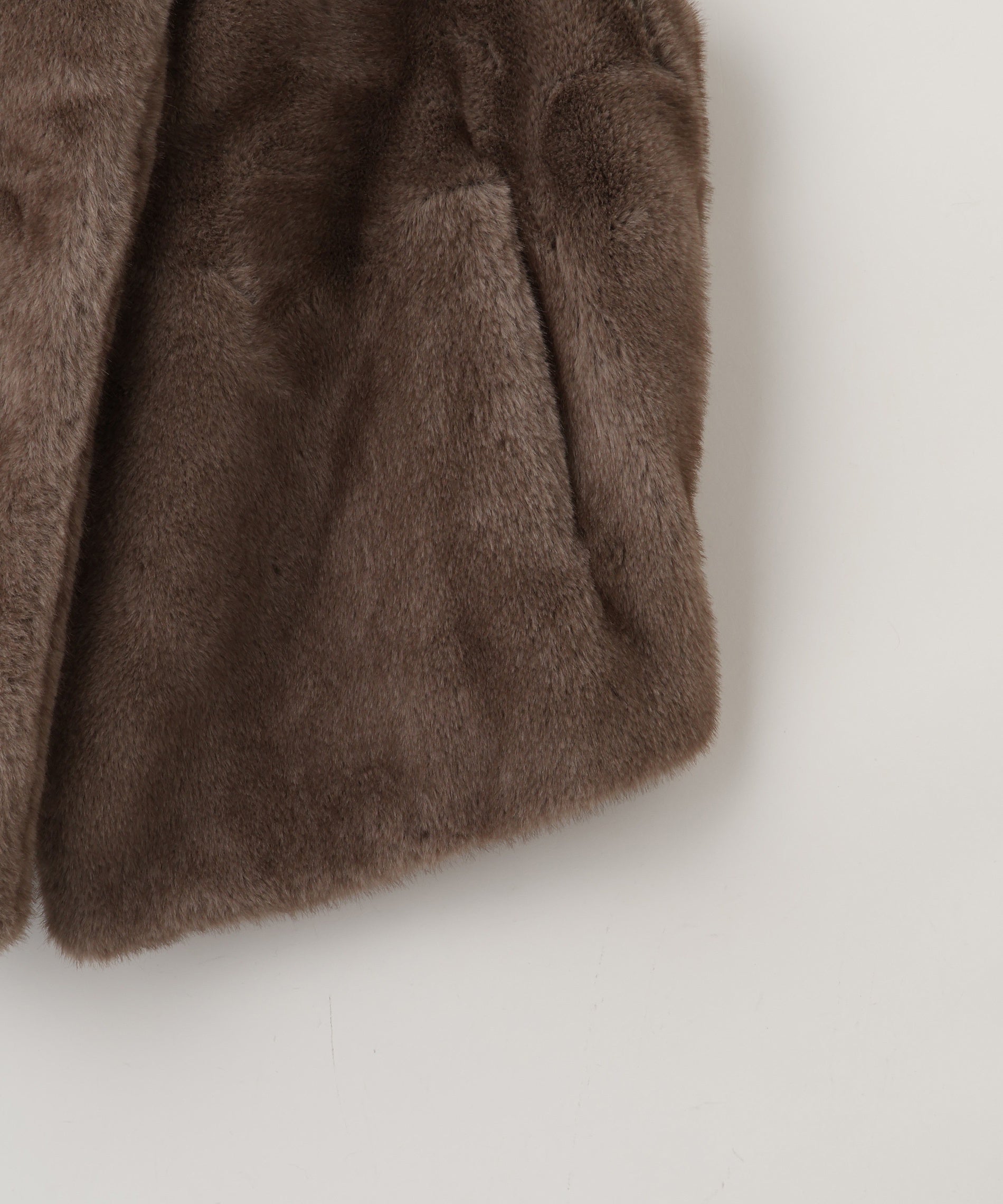 ミンク調ファーベスト – FACE SANS FARD