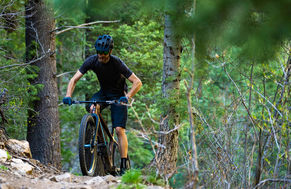 ENVE】マウンテンバイク向けカーボンリジッドフォーク MOUNTAIN FORK
