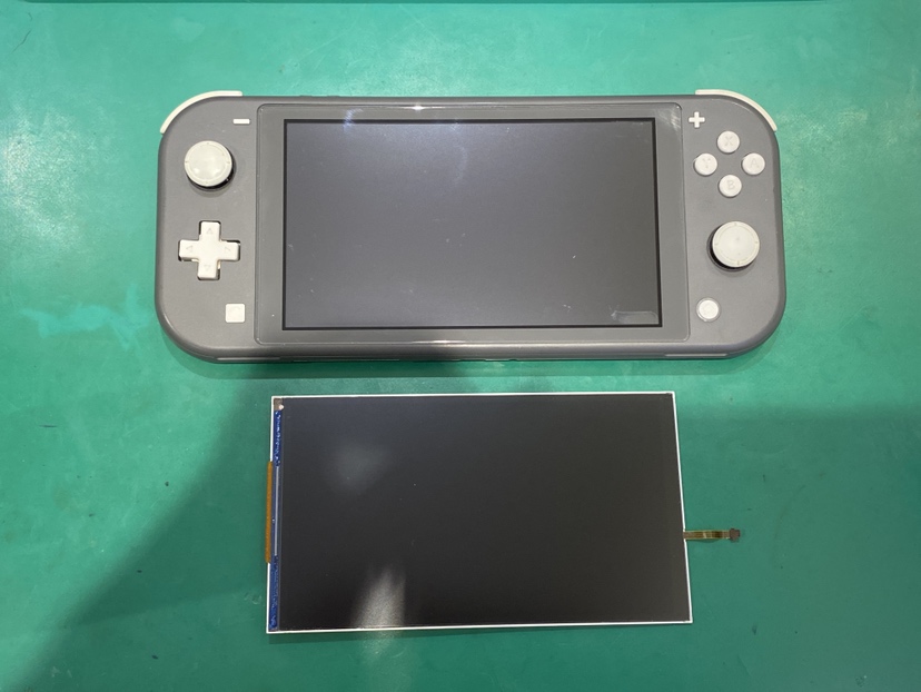 Switch lite液晶修理 】液晶画面がつかない💦Nintendo Switch Lite