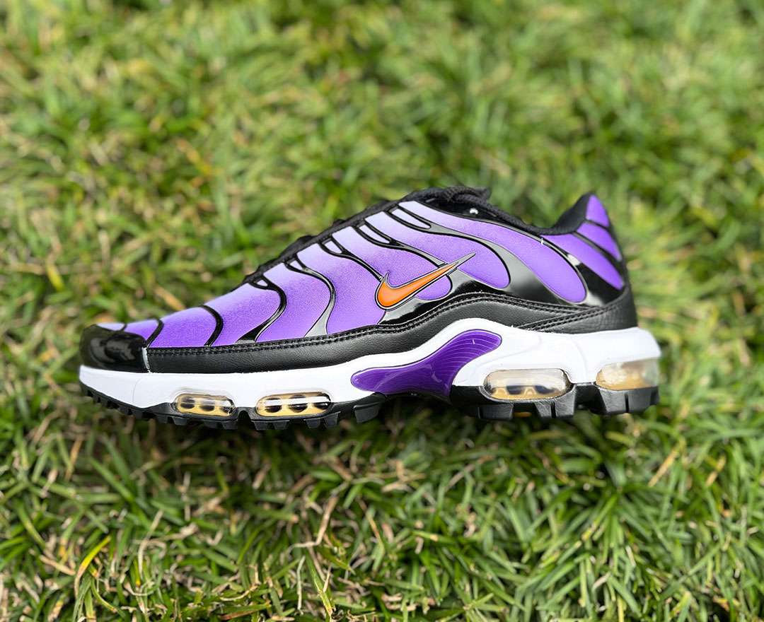 GO/LOOK!（ゴルック）｜NIKE AIR MAX PLUS G □ パープル