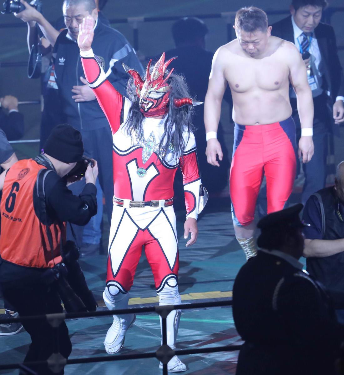 獣神サンダー・ライガー、引退試合で高橋ヒロムに完敗「何の悔いもない